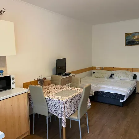 Diofa Apartmanhaz *
