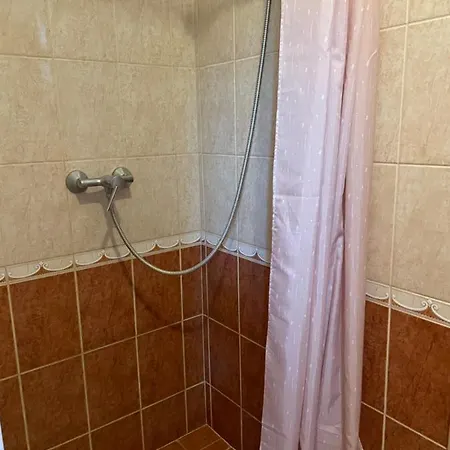 Diofa Apartmanhaz Apartment Kapuvar